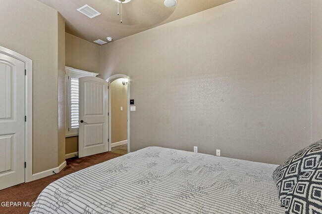 Building Photo - 3136 Destiny Point Dr