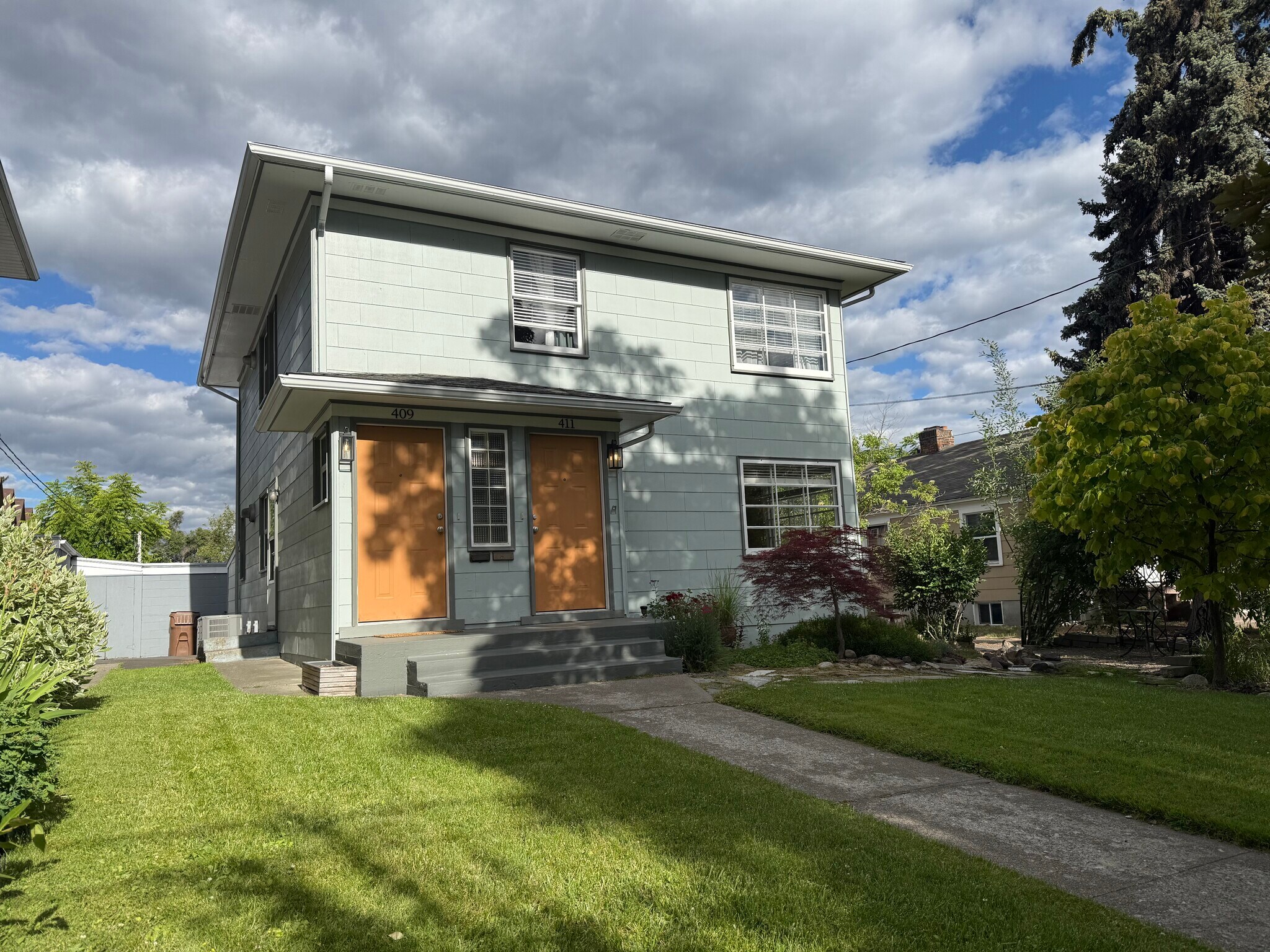 Building Photo - 411 S Coeur Dalene St