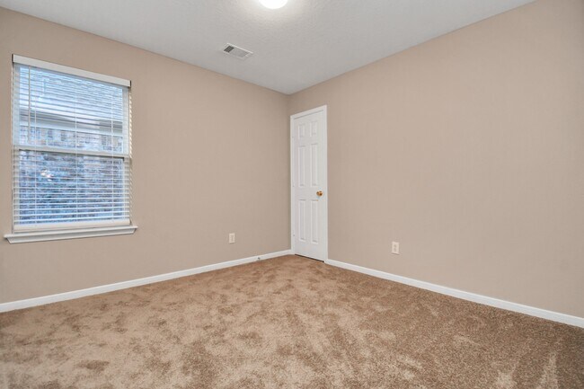 Building Photo - 4918 Jarl Ct