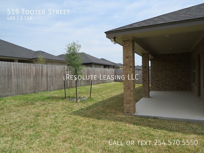 Building Photo - 519 Tooter St