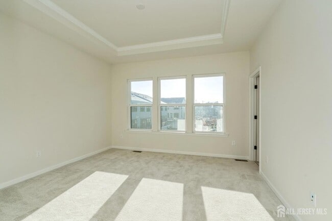 Building Photo - 103 Vaughn Dr