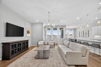 Building Photo - 3006 Viceroy Spur