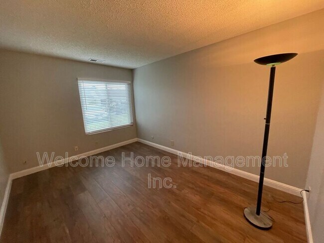 Building Photo - 3424 Brithorn Ln
