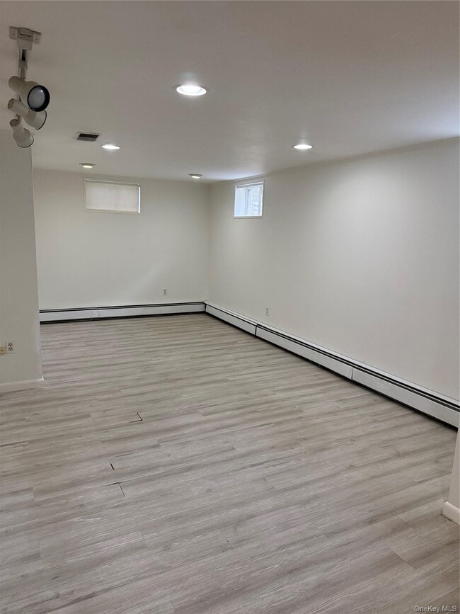 Building Photo - 36 Greenvale Farms Rd