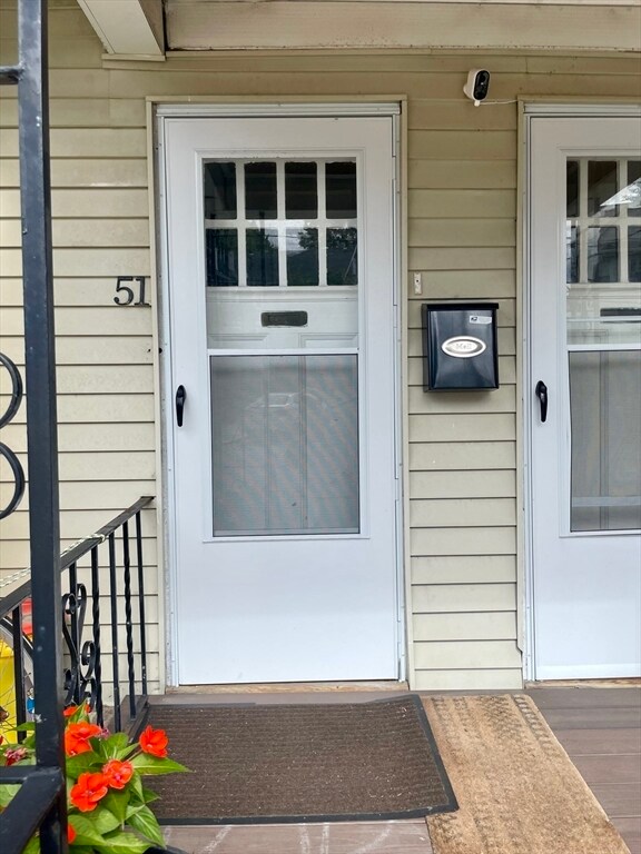 Building Photo - 51 Breck Ave