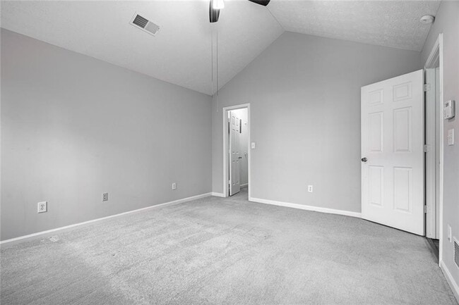 Building Photo - 2493 Barndale Dr