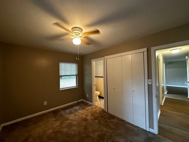 Building Photo - 1730 Atkamire Dr