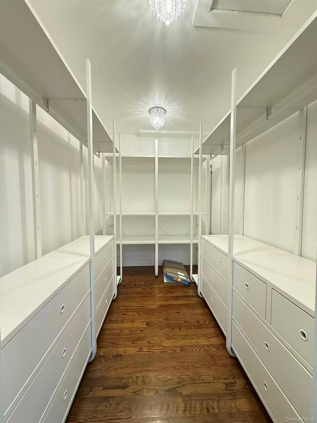 Building Photo - 3 Grant Ave