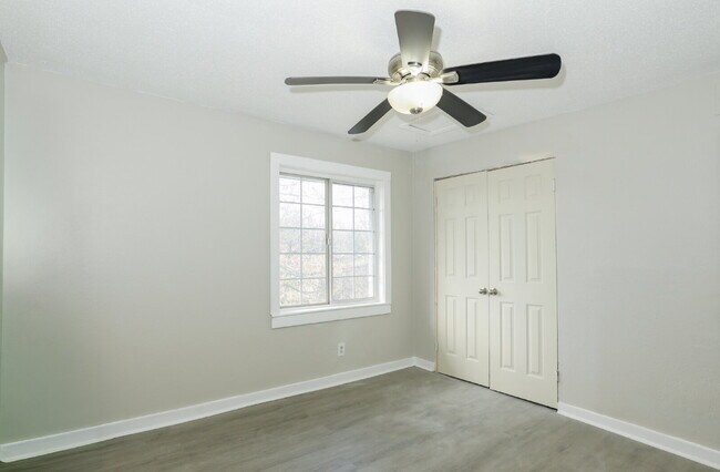 Building Photo - Limited-Time Offer: Move In by May 31, 2026 & Get Your 3rd Month FREE!