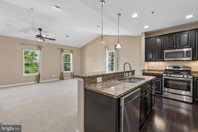 Building Photo - 14688 Links Pond Cir