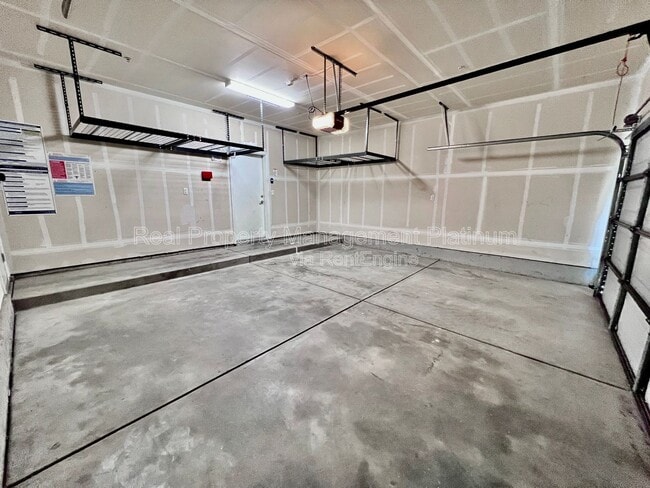 Building Photo - 6226 E Nala Dr