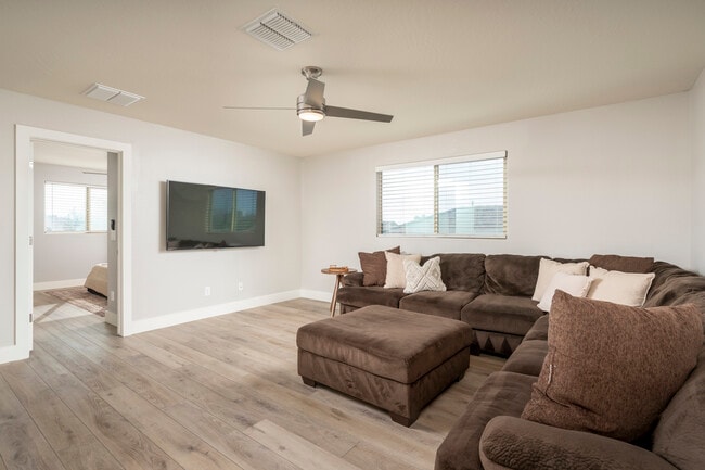 Building Photo - 9336 W Georgia Ave