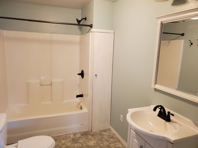 Building Photo - 2010 1st St