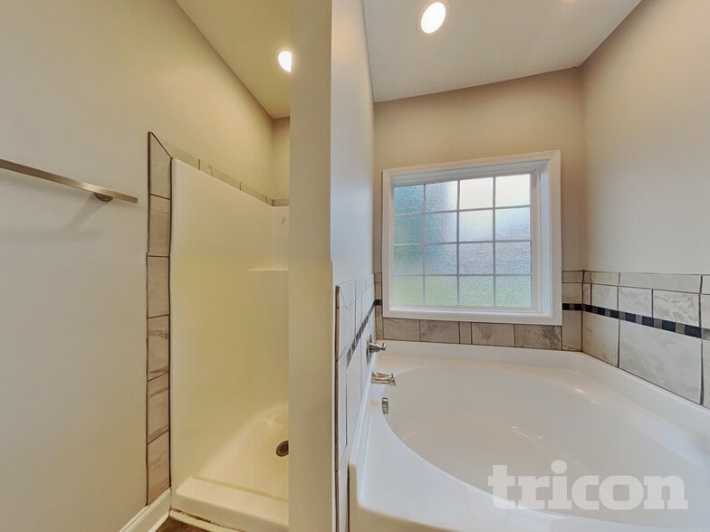 Building Photo - 120 Sumter Ln