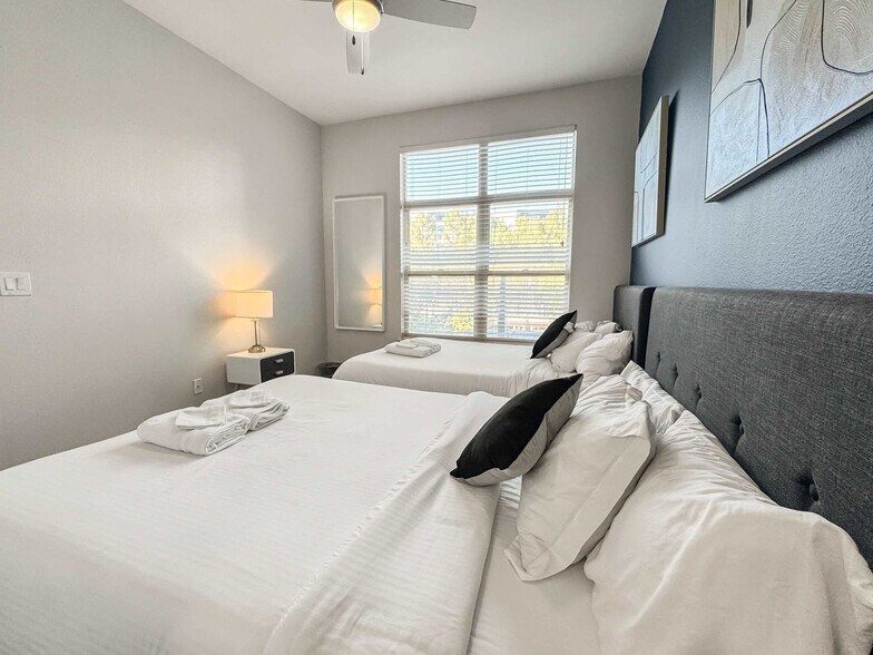 Building Photo - 2901 Indiana St