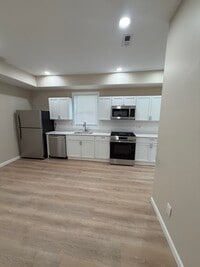 Building Photo - 89 Johnson St