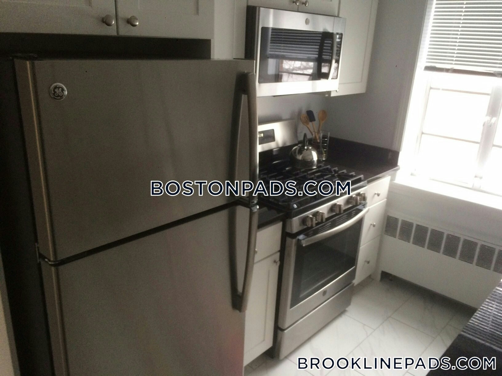 Building Photo - 84 St Paul St