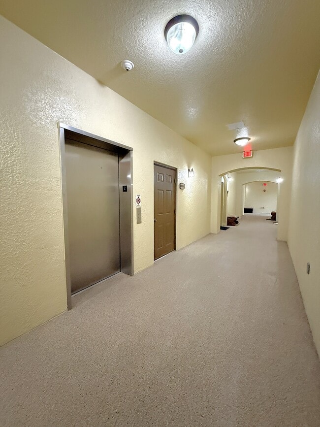 Building Photo - 8256 Maritime Flag St