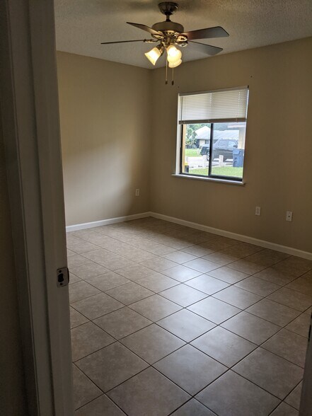 Bedroom - 2231 Ascot Ct