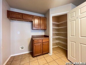 Building Photo - 7627 Ariel Hill