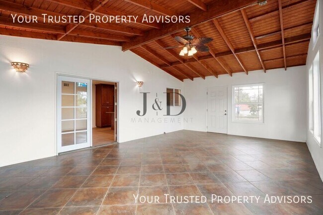 Building Photo - 151 Bonita Pl