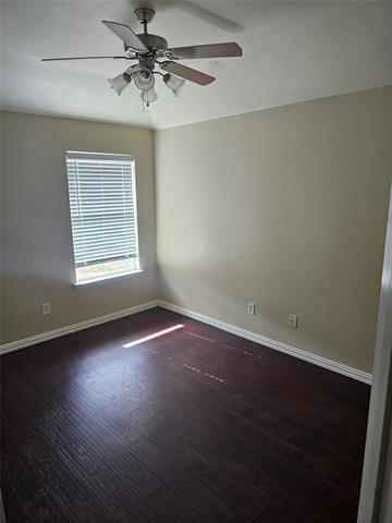 Building Photo - 520 Creekside Dr