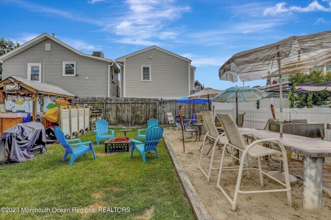 Building Photo - 120 Randall Ave