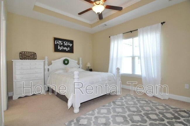 Building Photo - 156 Cottonham Ct