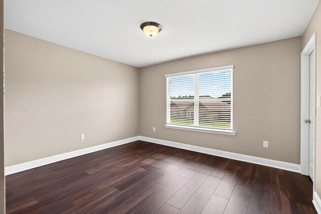 Building Photo - 10557 Sweet Bay Dr