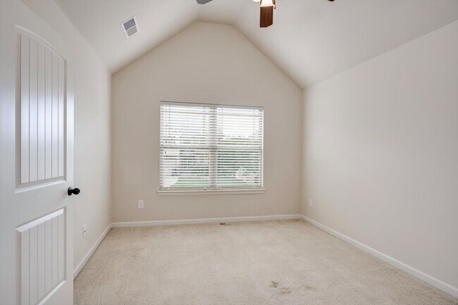 Building Photo - 542 Oconee Cir