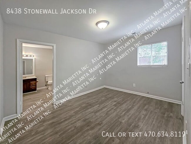 Building Photo - 8438 Stonewall Jackson Dr