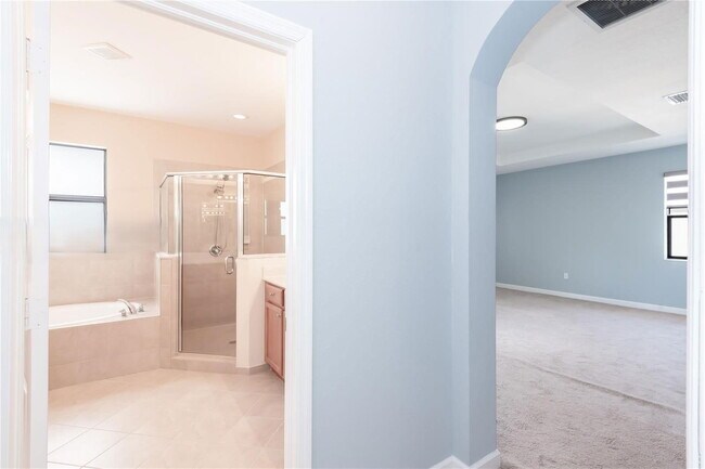 Building Photo - Northwest 88th Lane, Doral, FL 33178 - 4 BR 3.5 BA single-family home