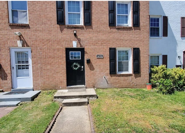 Building Photo - 16703 Chowning Ct