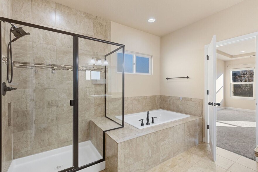 Building Photo - 7563 Bigtooth Maple Dr