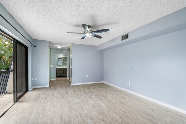 Building Photo - 1311 13th Terrace