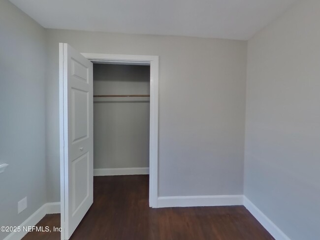 Building Photo - 7138 Mayapple Rd