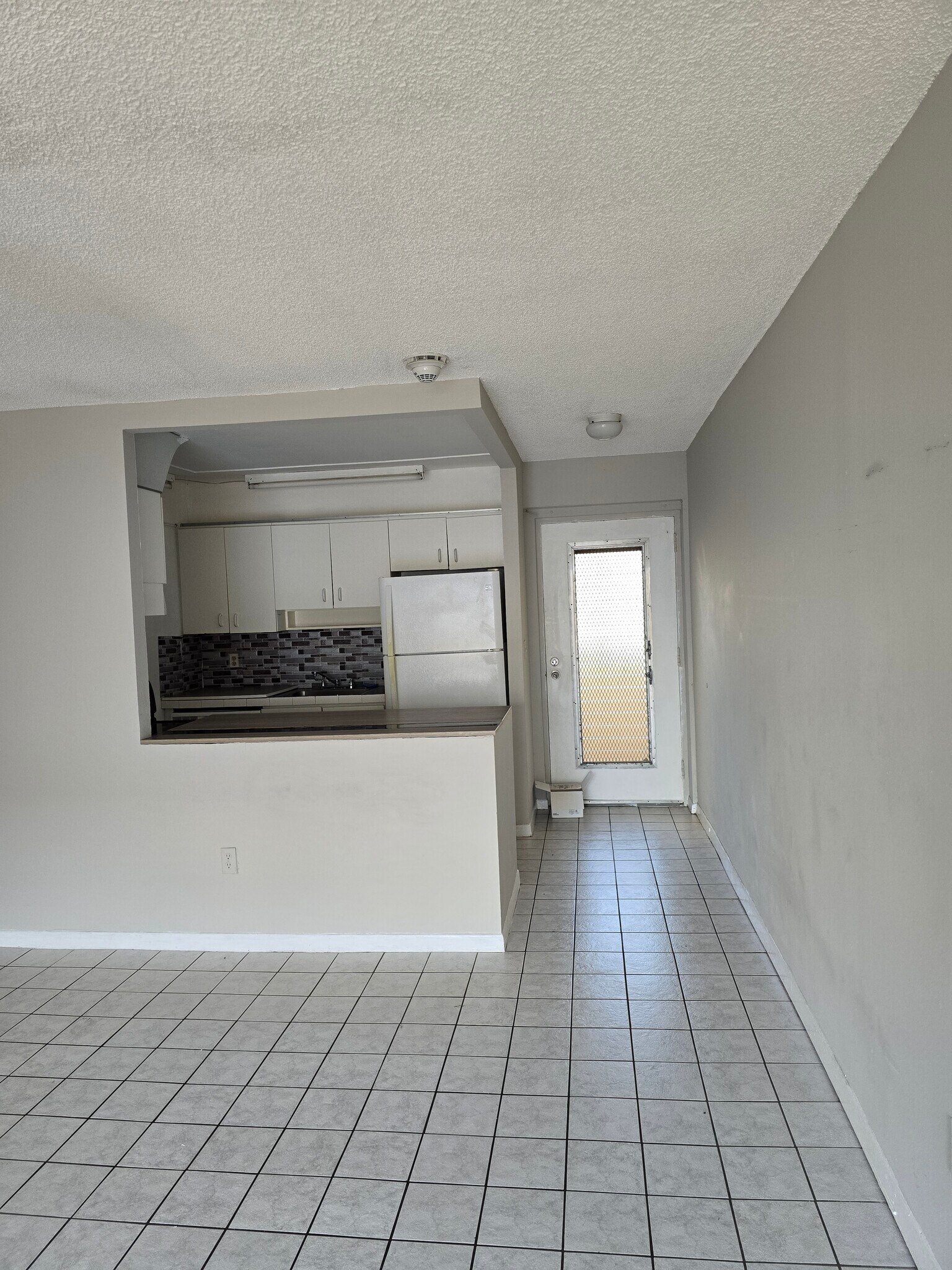 Building Photo - 3545 NE 167th St
