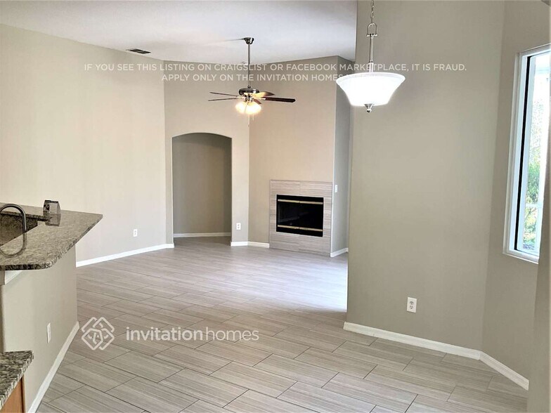 Building Photo - 27643 Sora Blvd