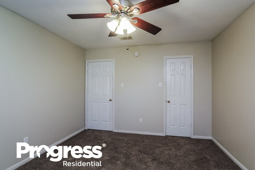 Building Photo - 31164 N Head Dr