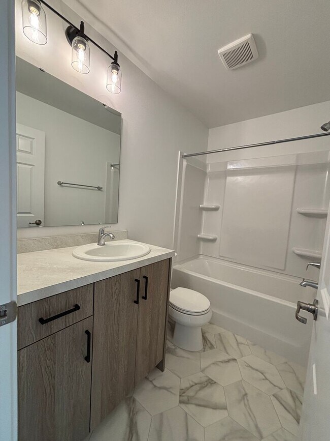 Building Photo - Live the Good Life in Fargo's Golden Valley Townhomes