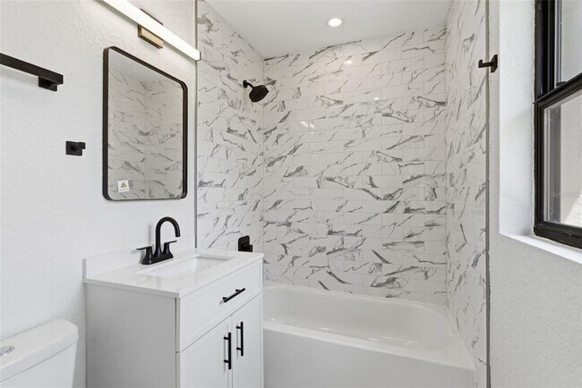 Building Photo - 113 145th Ave