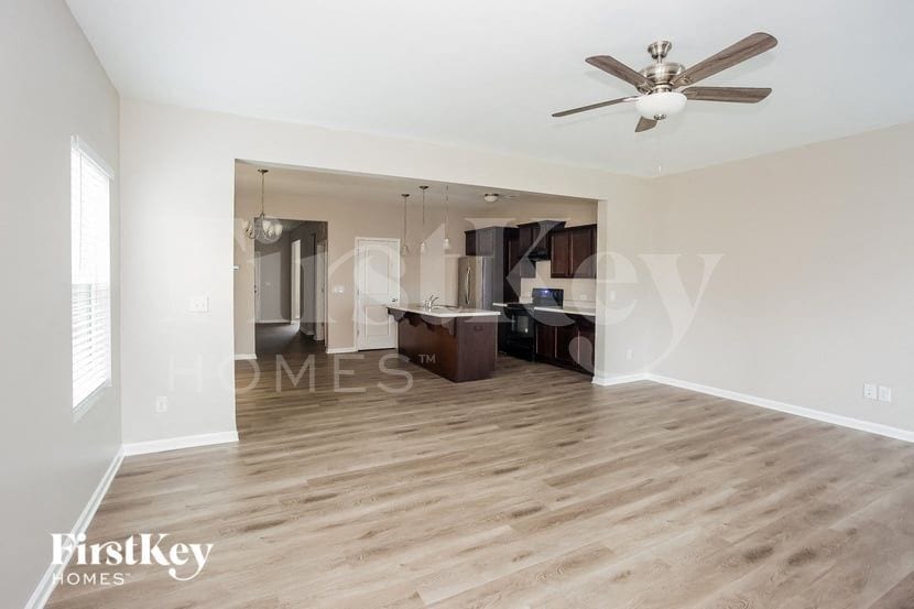 Building Photo - 12515 Gotland Rd