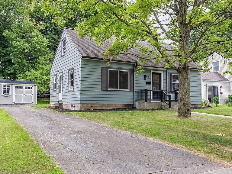Building Photo - 35 Briggs Ave