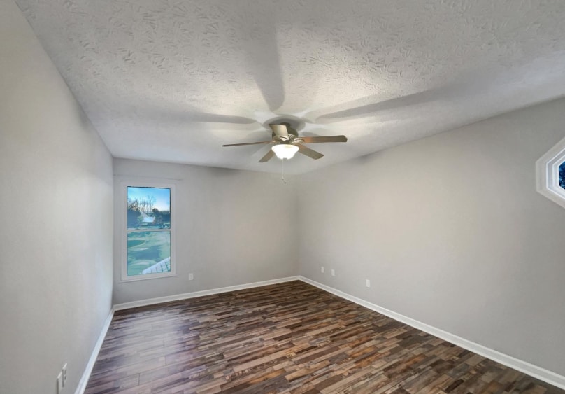 Building Photo - 50 Bentbrook Ct