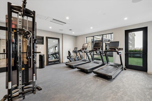 Building Photo - 18 Artisan Dr