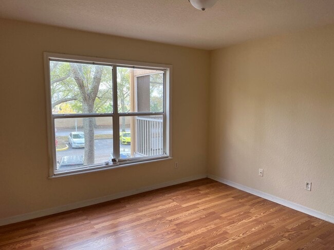 Building Photo - 8939 Latrec Ave