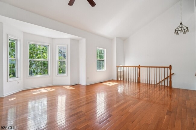 Building Photo - 315 Winthrop Dr