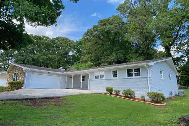 Building Photo - 2251 S Hairston Rd