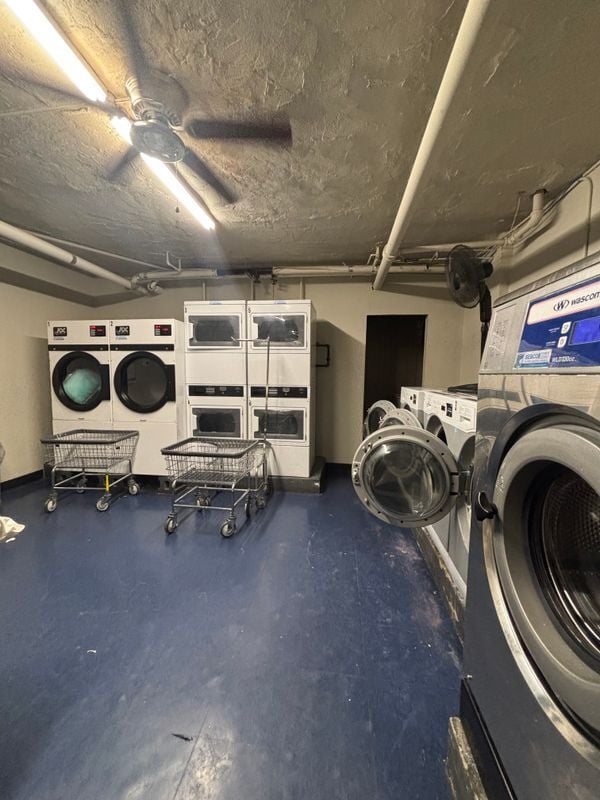 Building Photo - 463 E 178th St