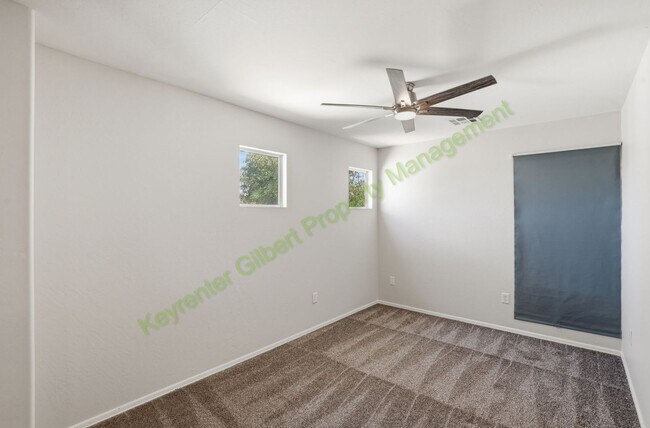 Building Photo - Beautiful Gilbert Home on a Corner Lot in Prime Location – Modern Comfort & Functional Living!